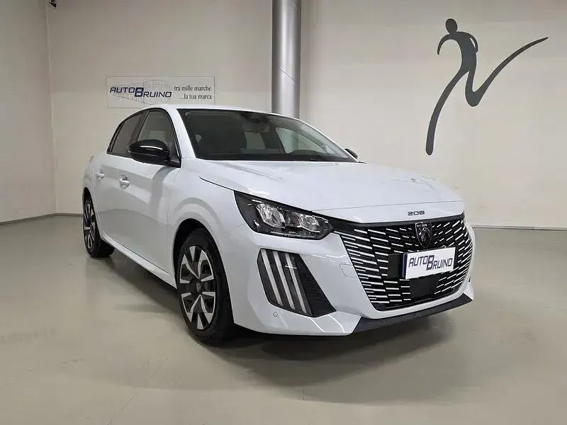 Nuova Peugeot 208 101 CV (74 kW) 2026 Other Utilitaria