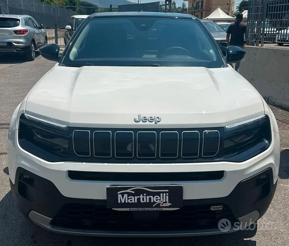 Usata Jeep Avenger Summit 101 CV (74 kW) 2024 Bianco SUV