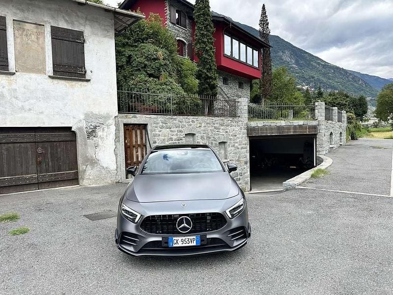 Usata 2022 Mercedes A35 AMG AMG Berlina | 41.200 € (Buon prezzo) - Immagine 1/4