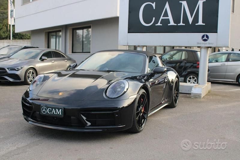 Usata Porsche 911 Targa 4 479 CV (352 kW) 2022 Nero Cabrio