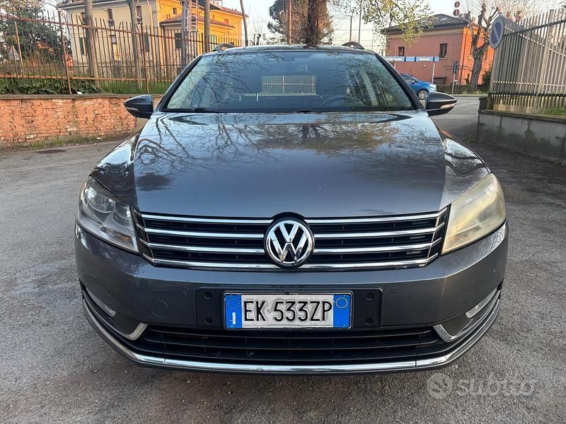 Usata VW Passat Comfortline 149 CV (109 kW) 2012 Grigio Station wagon