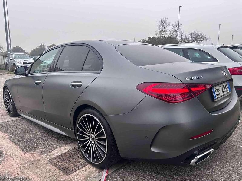 Usata Mercedes C300e Premium Plus 265 CV (194 kW) 2023 Grigio magno designo Berlina