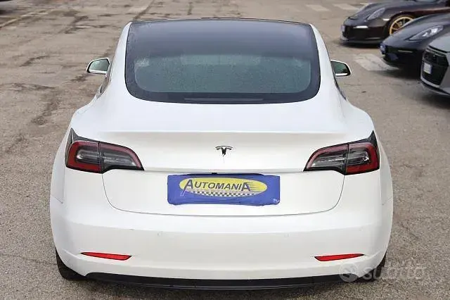 Usata Tesla Model 3 Standard Range 100 kW (136 CV) 2019 Bianco Berlina