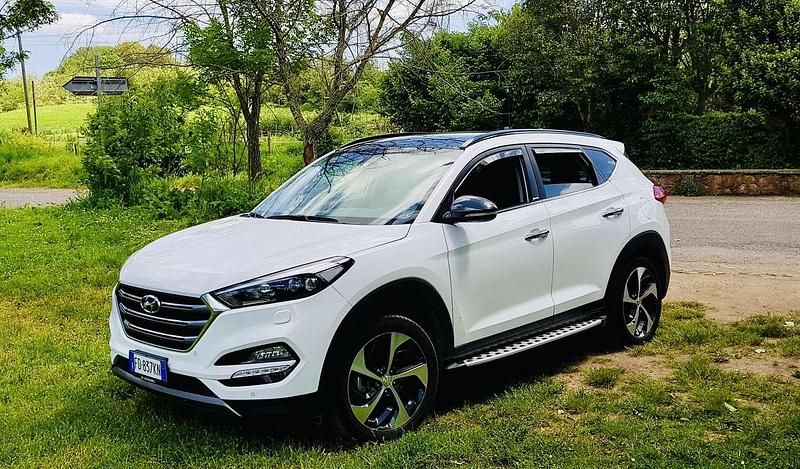 Usata Hyundai Tucson Xpossible 136 CV (100 kW) 2016 SUV
