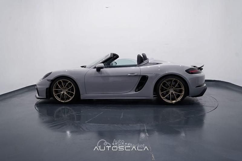 Usata Porsche 718 Spyder 420 CV (308 kW) 2023 Grigio Cabrio