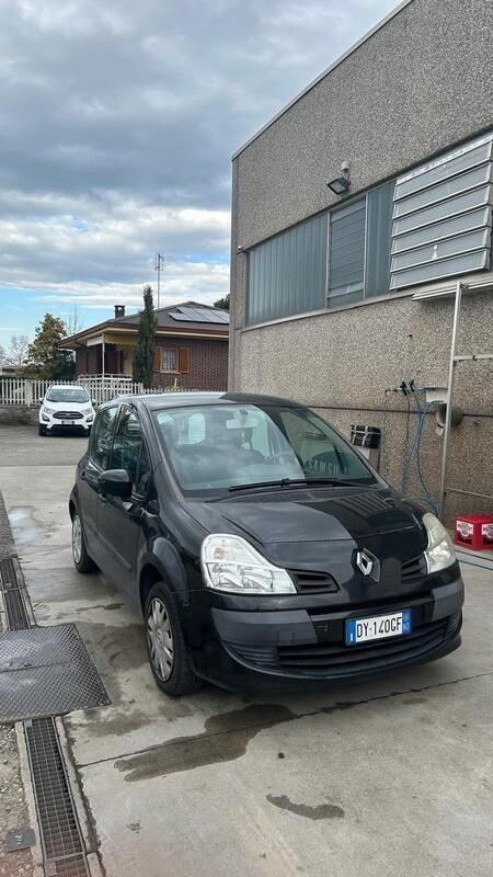 Usata Renault Modus Expression 75 CV (55 kW) 2010 Nero Monovolume