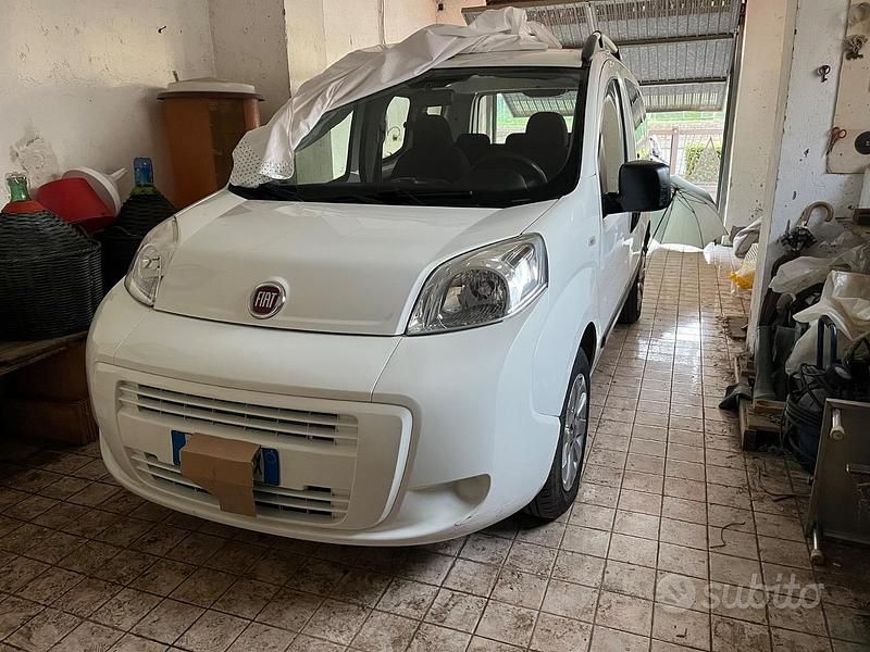 Usata Fiat Qubo Trekking 75 CV (55 kW) 2015 Bianco Monovolume