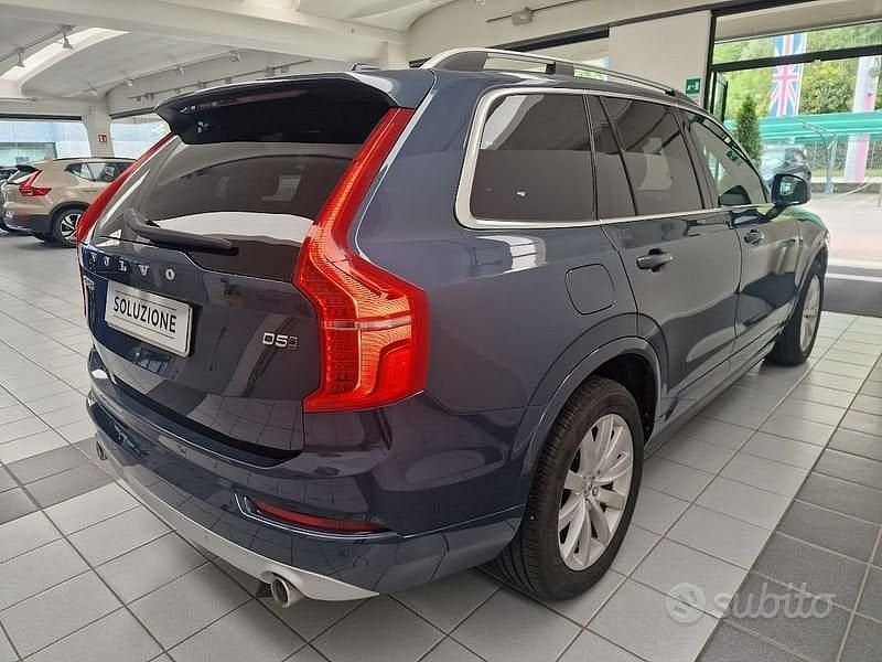 Usata Volvo XC90 Momentum 235 CV (172 kW) 2019 Blu SUV