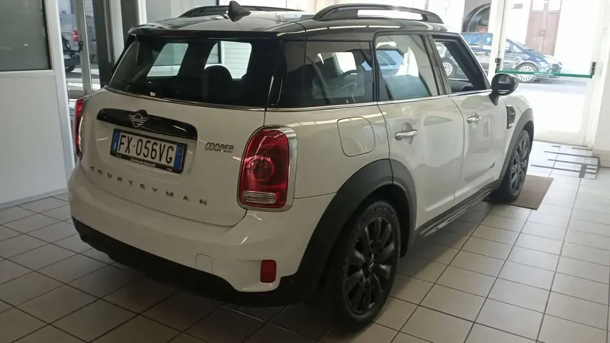 Usata Mini Cooper Countryman 136 CV (100 kW) 2019 Bianco SUV