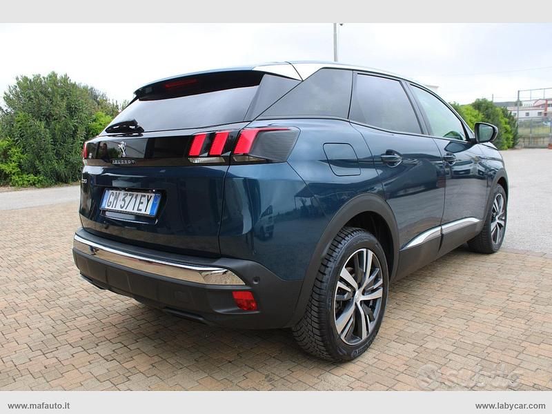 Usata Peugeot 3008 Active 131 CV (96 kW) 2022 SUV