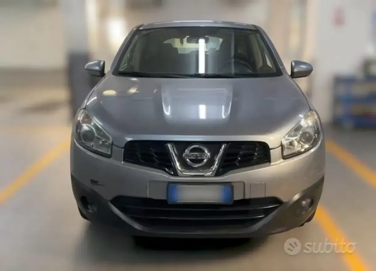Usata Nissan Qashqai 116 CV (85 kW) 2012 Grigio SUV