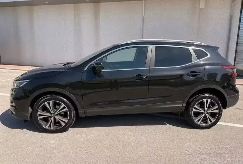 Usata Nissan Qashqai 110 CV (80 kW) 2020 Nero SUV