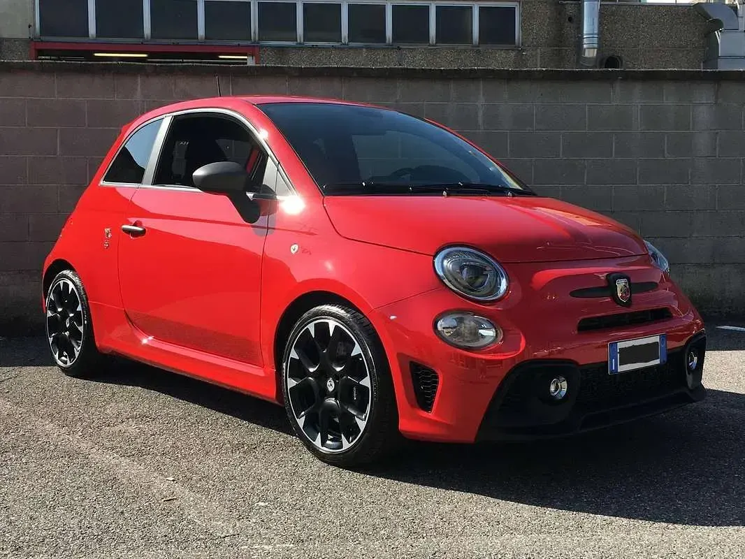 Usata Abarth 595 Competizione 179 CV (131 kW) 2019 Rosso Utilitaria
