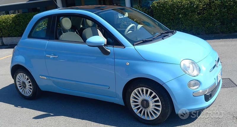 Usata Fiat 500 84 CV (61 kW) 2010 Blu Utilitaria
