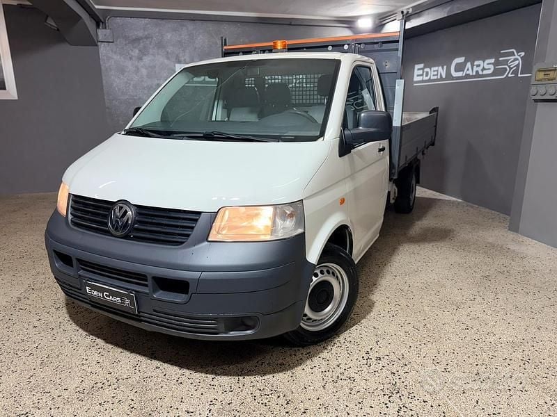 Usata VW T5 102 CV (75 kW) 2006 Bianco Furgone