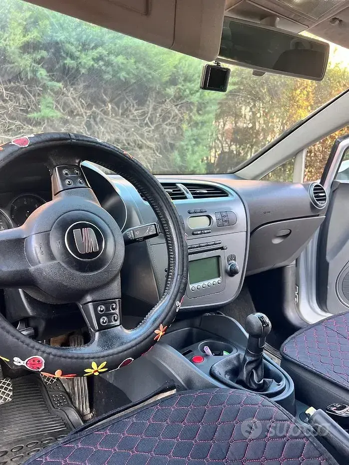 Usata Seat Leon 110 CV (80 kW) 2009 Utilitaria