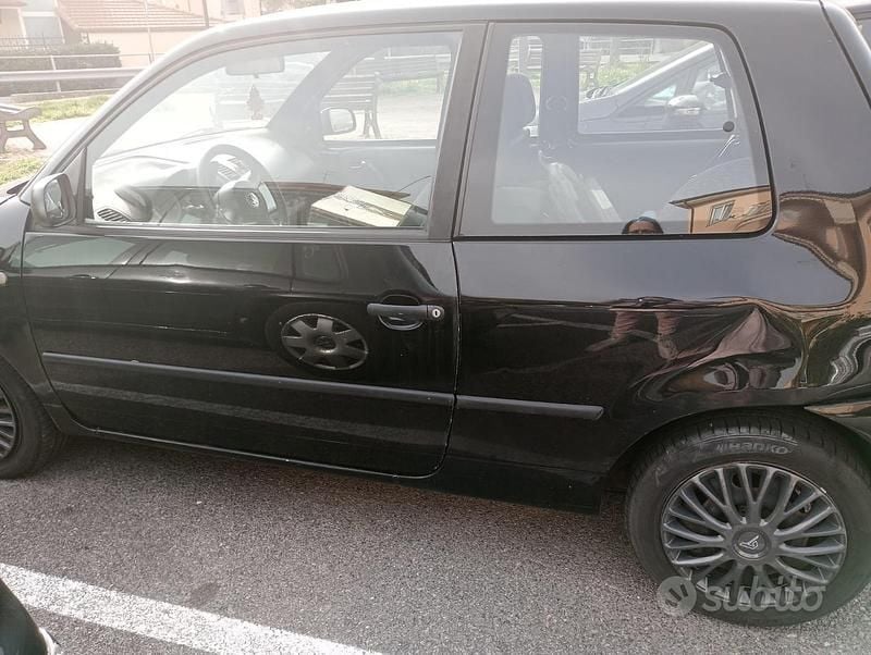 Usata VW Lupo 50 CV (36 kW) 1999 Utilitaria