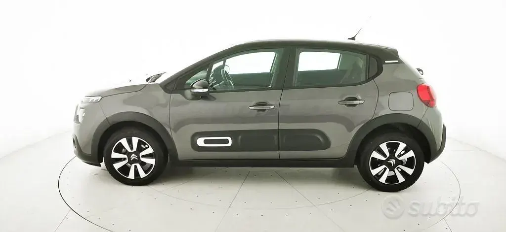 Usata Citroën C3 Shine 102 CV (75 kW) 2021 Grigio metallizzato Utilitaria