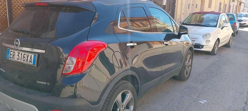 Usata Opel Mokka Cosmo 140 CV (102 kW) 2015 Nero SUV