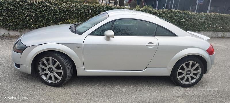 Usata Audi TT 179 CV (131 kW) 1999 Grigio Coupé