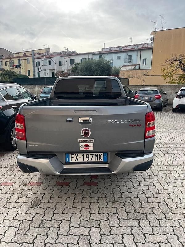 Usata Fiat Fullback 181 CV (133 kW) 2019 Grigio Pick-up