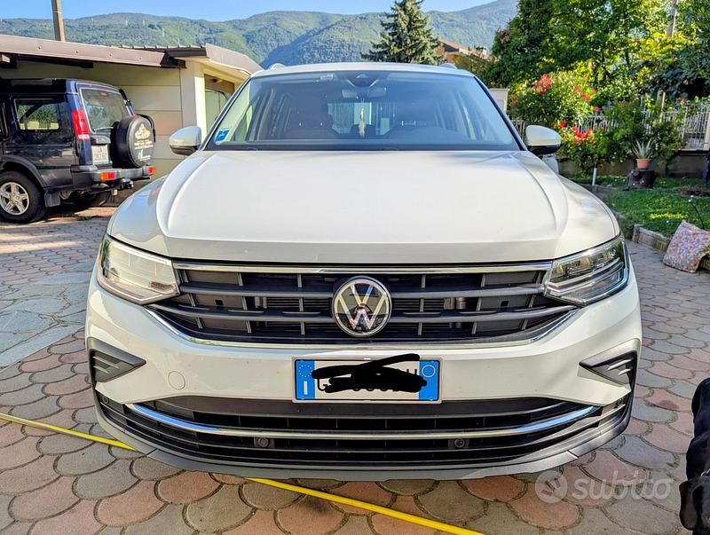 Usata VW Tiguan 150 CV (110 kW) 2022 Bianco SUV