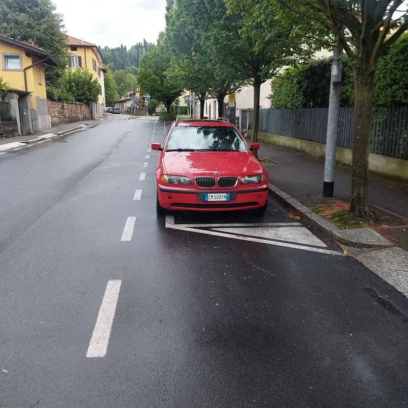 Usata BMW 330 204 CV (150 kW) 2004 Rosso Station wagon