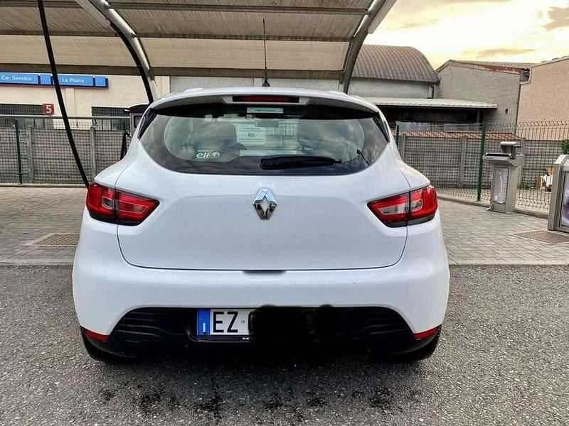 Usata Renault Clio IV 75 CV (55 kW) 2015 Bianco Berlina