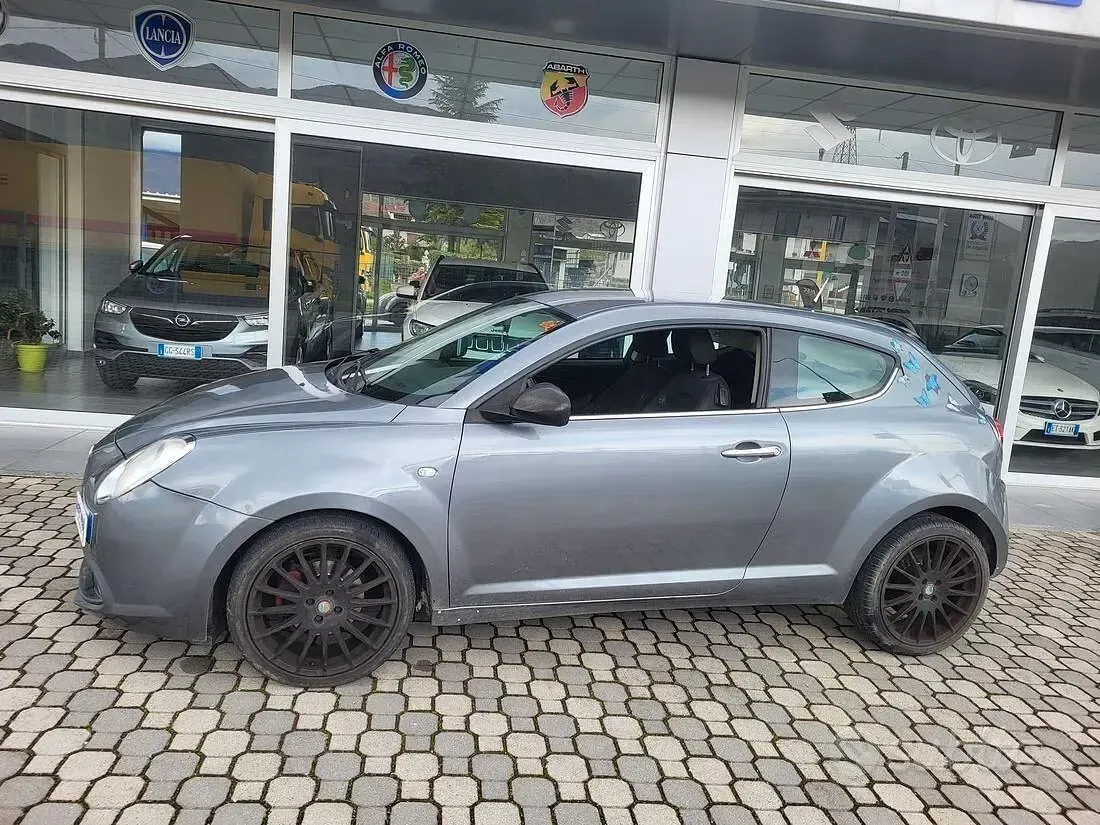 Usata Alfa Romeo MiTo Distinctive 120 CV (88 kW) 2009 Grigio Utilitaria