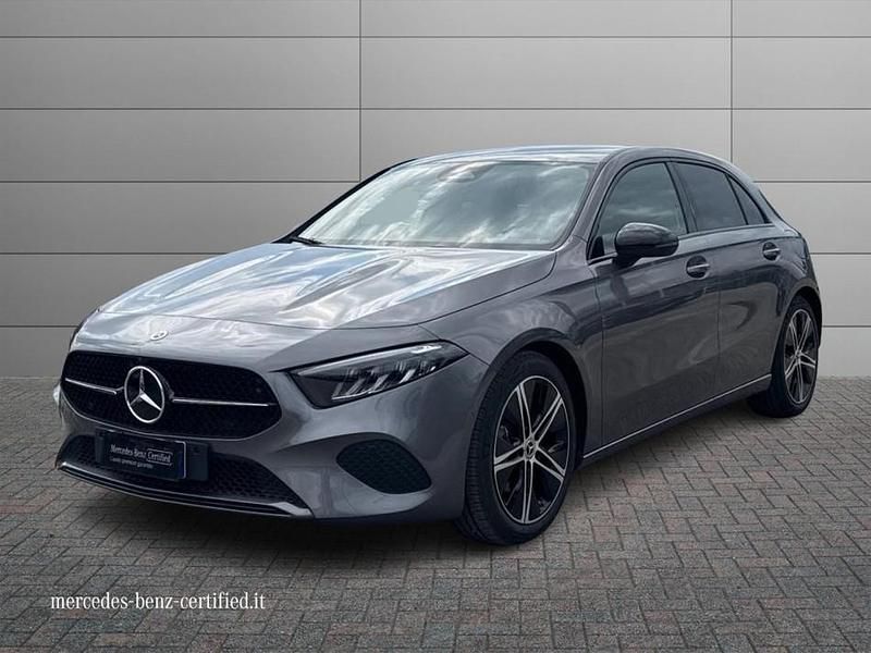 Nuova Mercedes A200 Advanced 150 CV (110 kW) 2026 Grigio Berlina