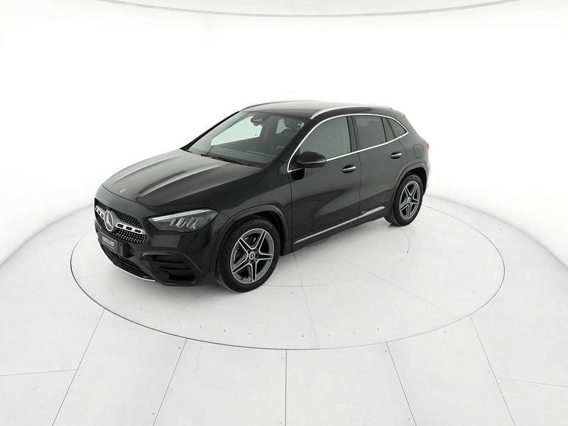 Usata Mercedes GLA200 Advanced Plus 150 CV (110 kW) 2024 Nero SUV