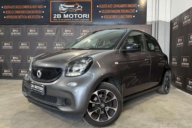 Grigio Usata 2016 Smart ForFour Passion Utilitaria | 7700 € (Buon prezzo) - Immagine 1/4
