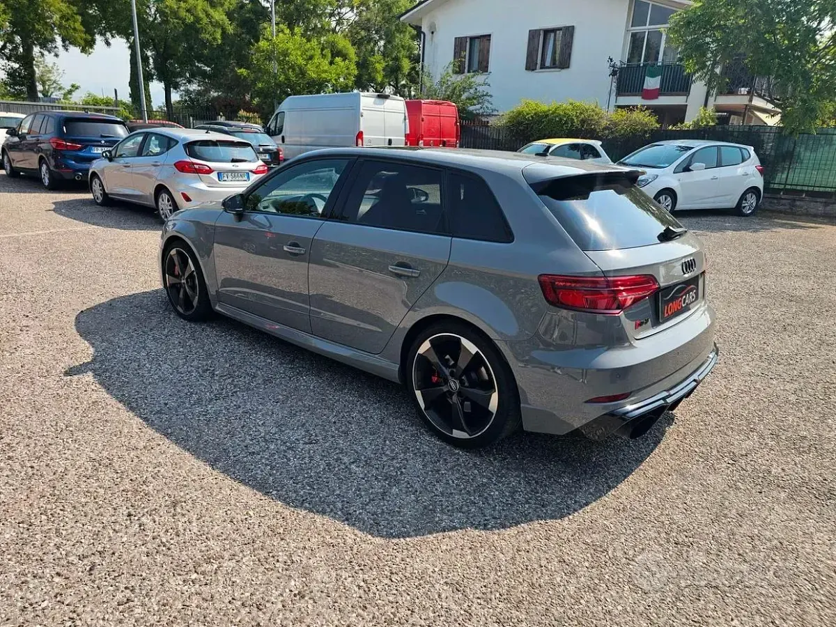 Usata Audi RS3 Ambiente 400 CV (294 kW) 2019 Grigio Berlina
