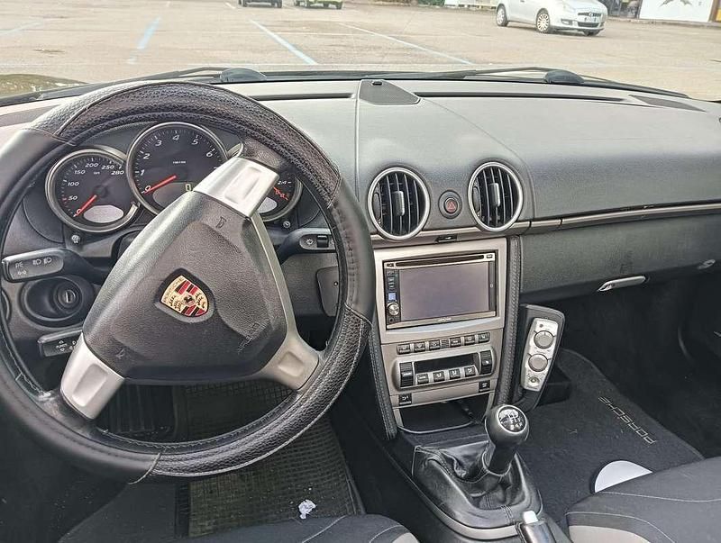 Second-hand Porsche Boxster 239 CP (175 kW) 2005 Cabrio