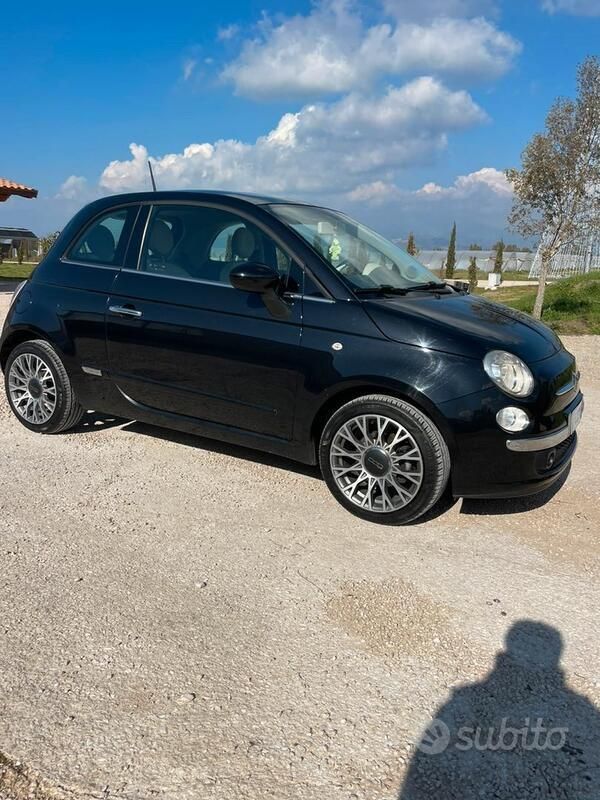 Nero Usata 2015 Fiat 500 Due volumi | 6500 € (Buon prezzo) - Immagine 1/4
