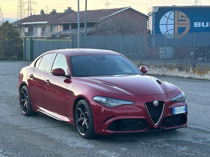 Usata Alfa Romeo Giulia Quadrifoglio 510 CV (375 kW) 2017 Rosso Berlina