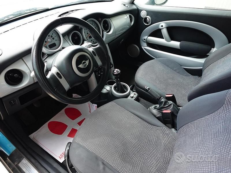 Usata Mini Cooper 115 CV (84 kW) 2004 Utilitaria