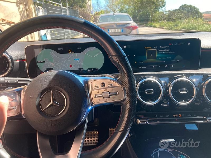 Begagnad Mercedes A180 Premium 116 HK (85 kW) 2020 Vit Sedan