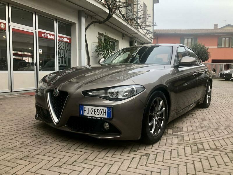 Venduto Alfa Romeo Giulia 2.2 Turbodi. - auto usate in vendita