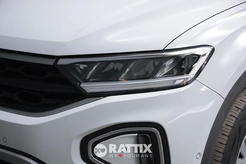 Usata VW T-Roc Life 110 CV (80 kW) 2022 Bianco SUV