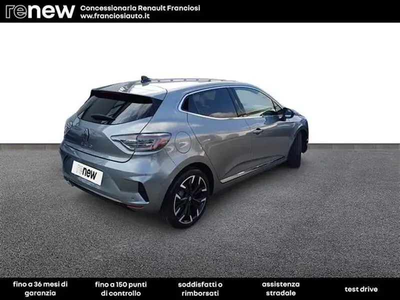 Usata Renault Clio Techno 101 CV (74 kW) 2025 Grigio scuro Utilitaria