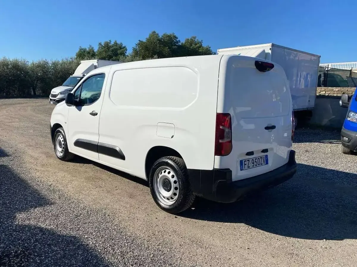 Usata Citroën Berlingo 102 CV (75 kW) 2020 Bianco Monovolume