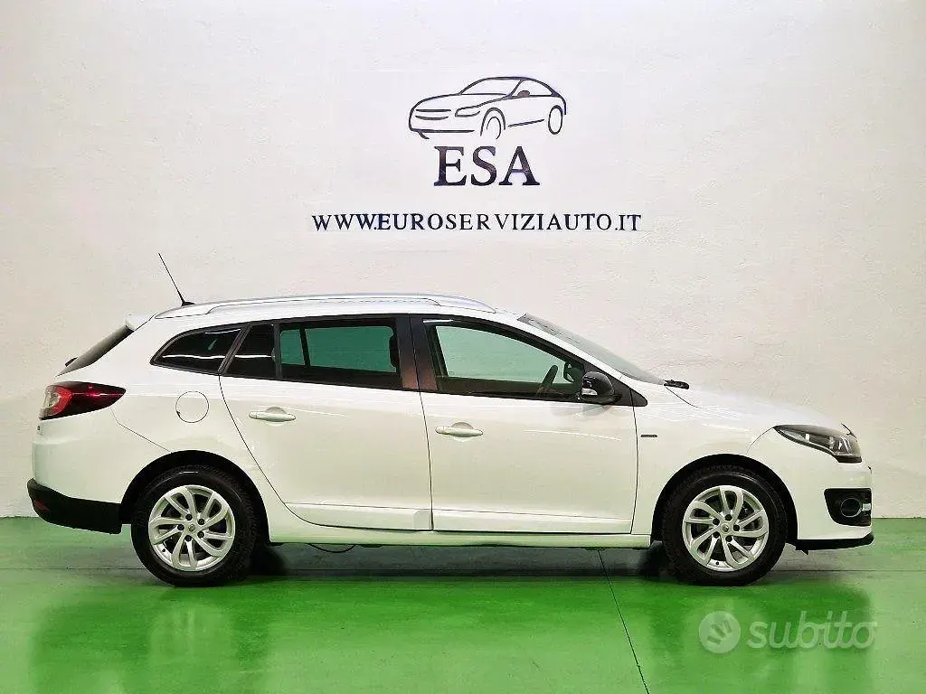 Usata Renault Mégane GrandTour LIMITED 110 CV (80 kW) 2015 Bianco Station wagon