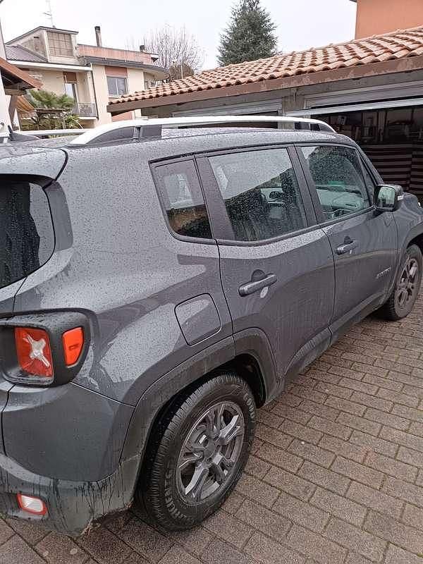 Usata Jeep Renegade Longitude 131 CV (96 kW) 2023 Grigio SUV