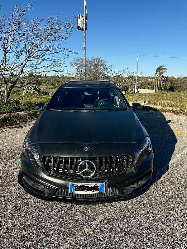 Usata Mercedes A200 136 CV (100 kW) 2014 Nero Berlina