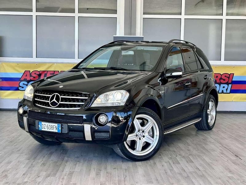 Usado Mercedes ML63 AMG AMG 510 CV (375 kW) 2009 Negro SUV