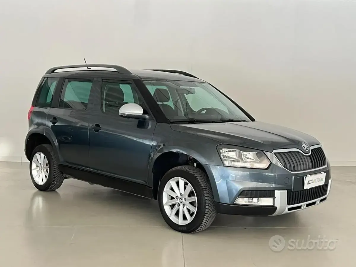 Usata Skoda Yeti Ambition 110 CV (80 kW) 2014 Grigio SUV