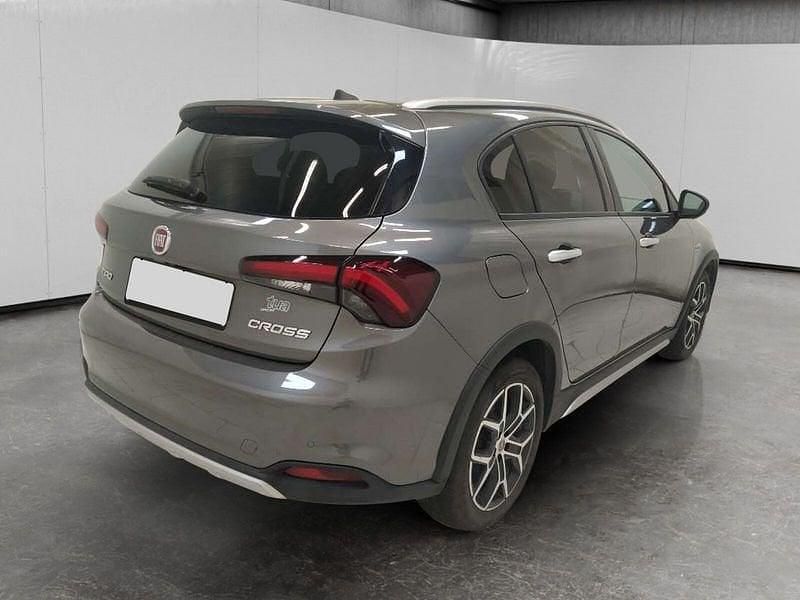 Usata Fiat Tipo Cross 101 CV (74 kW) 2022 Grigio Berlina