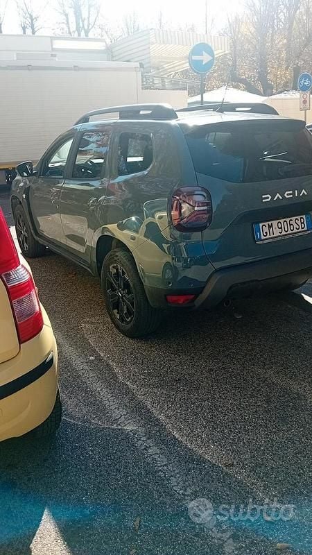 Usata Dacia Duster 90 CV (66 kW) 2023 Grigio SUV