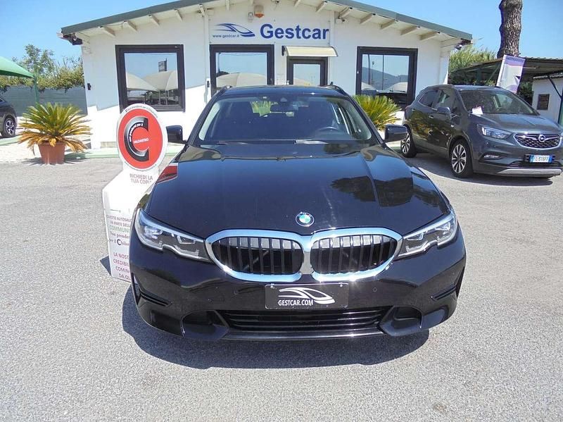 Usata BMW 318 Sport Line 150 CV (110 kW) 2022 Nero Station wagon